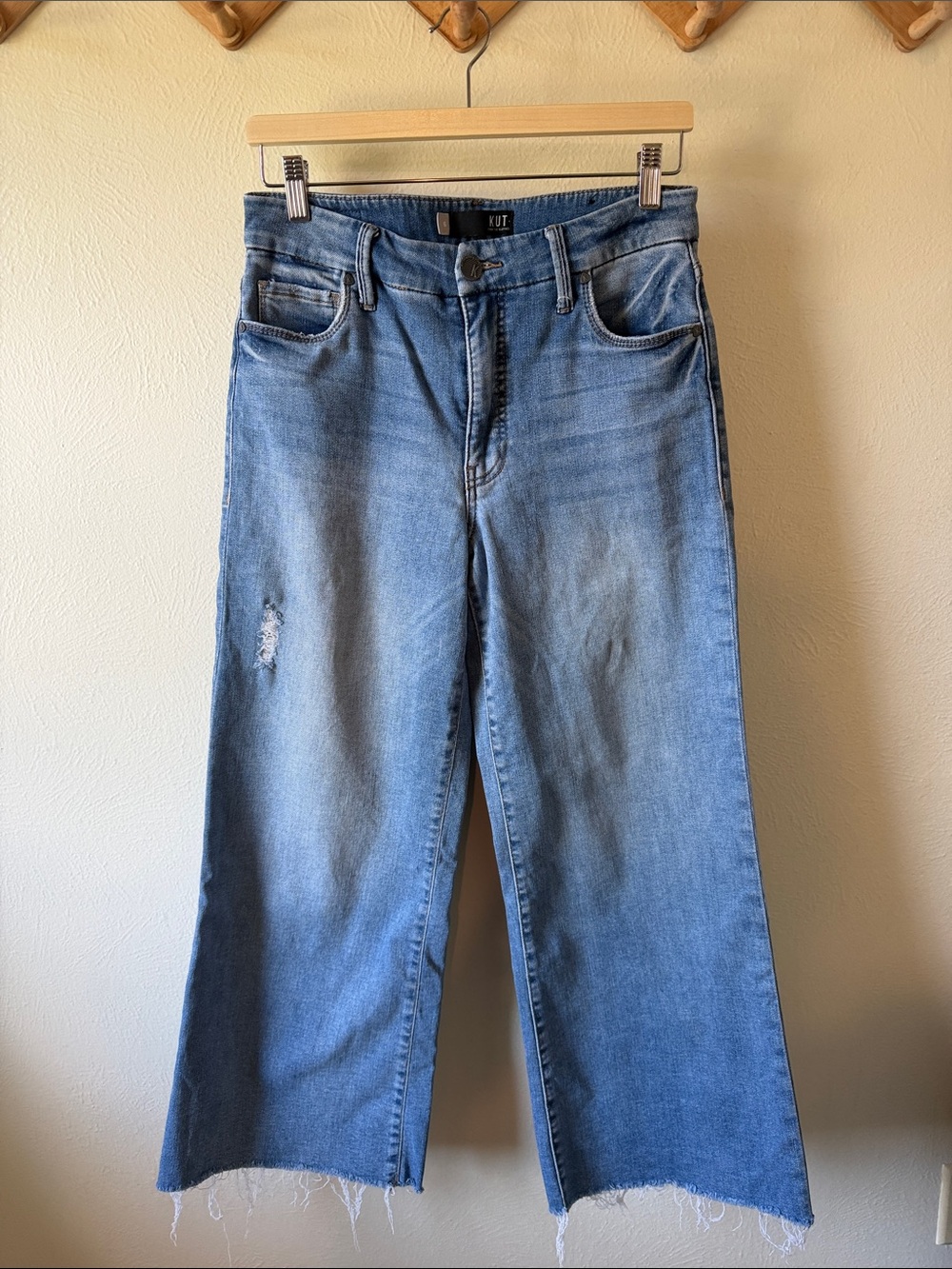 Kut from the Kloth Meg Wide-Leg Crop Jeans
